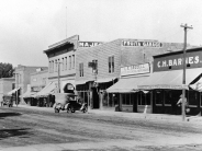1920-1925 Aspen Avenue