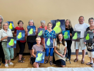 Seniors participate in Pear Painting. 